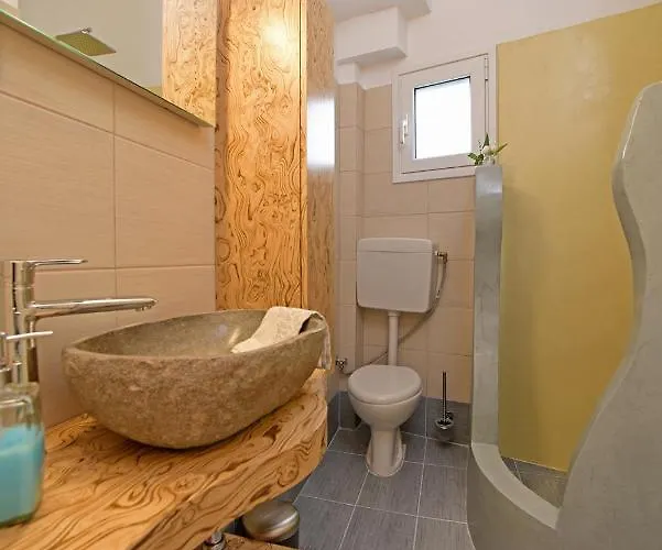 Giorgos & Maria * Ágios Matthaíos